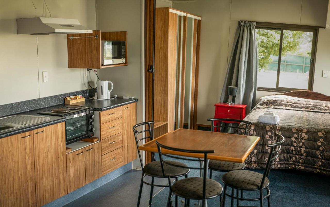 Rangiora Eco Holiday Park Fernside Exterior photo